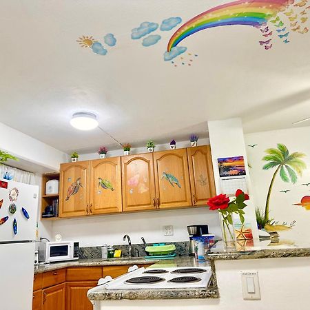 Waikiki 2 Bedrooms, 1 Bath, Free Parking, Sleep 6 Honolulu Exterior photo
