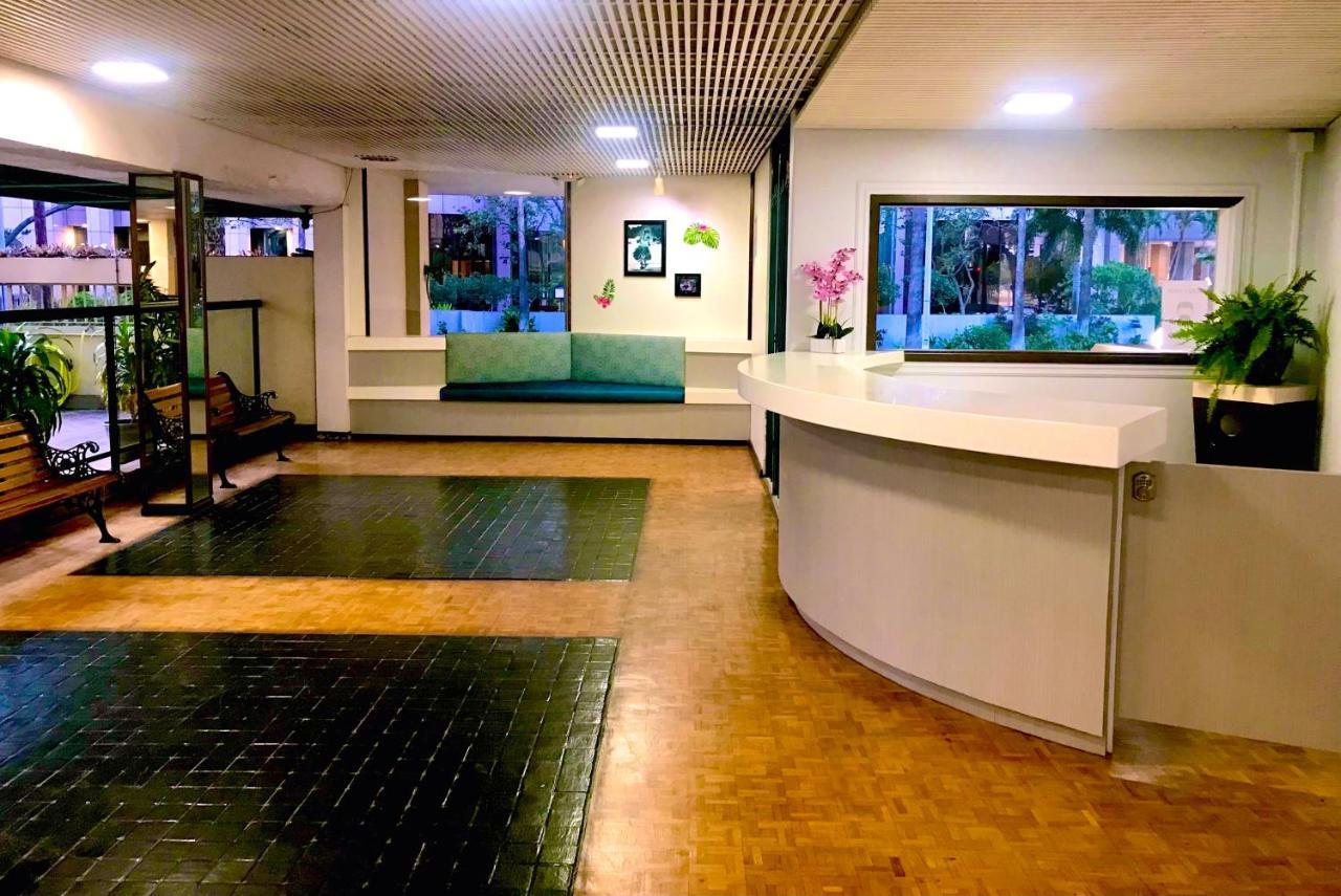Waikiki 2 Bedrooms, 1 Bath, Free Parking, Sleep 6 Honolulu Exterior photo