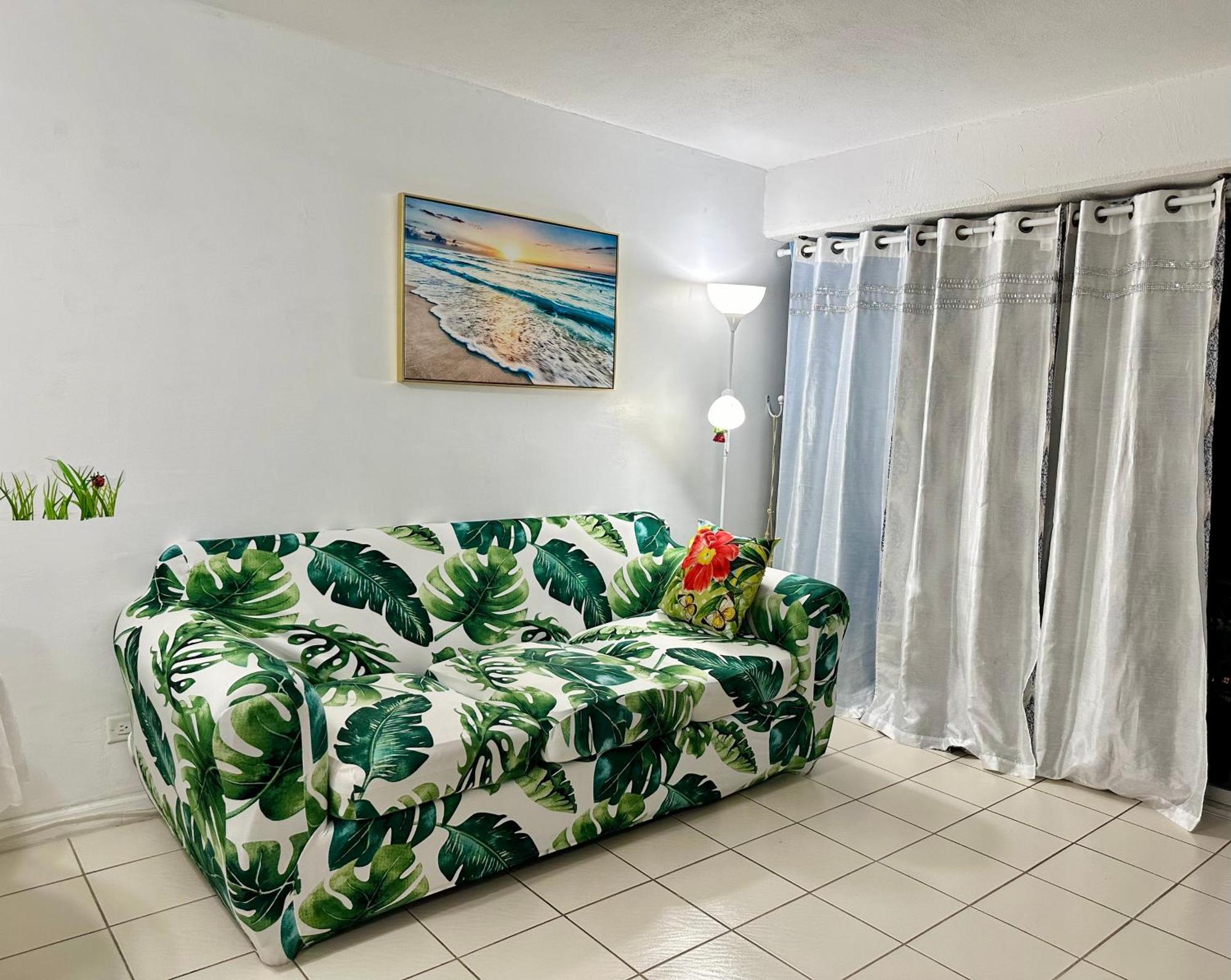 Waikiki 2 Bedrooms, 1 Bath, Free Parking, Sleep 6 Honolulu Exterior photo
