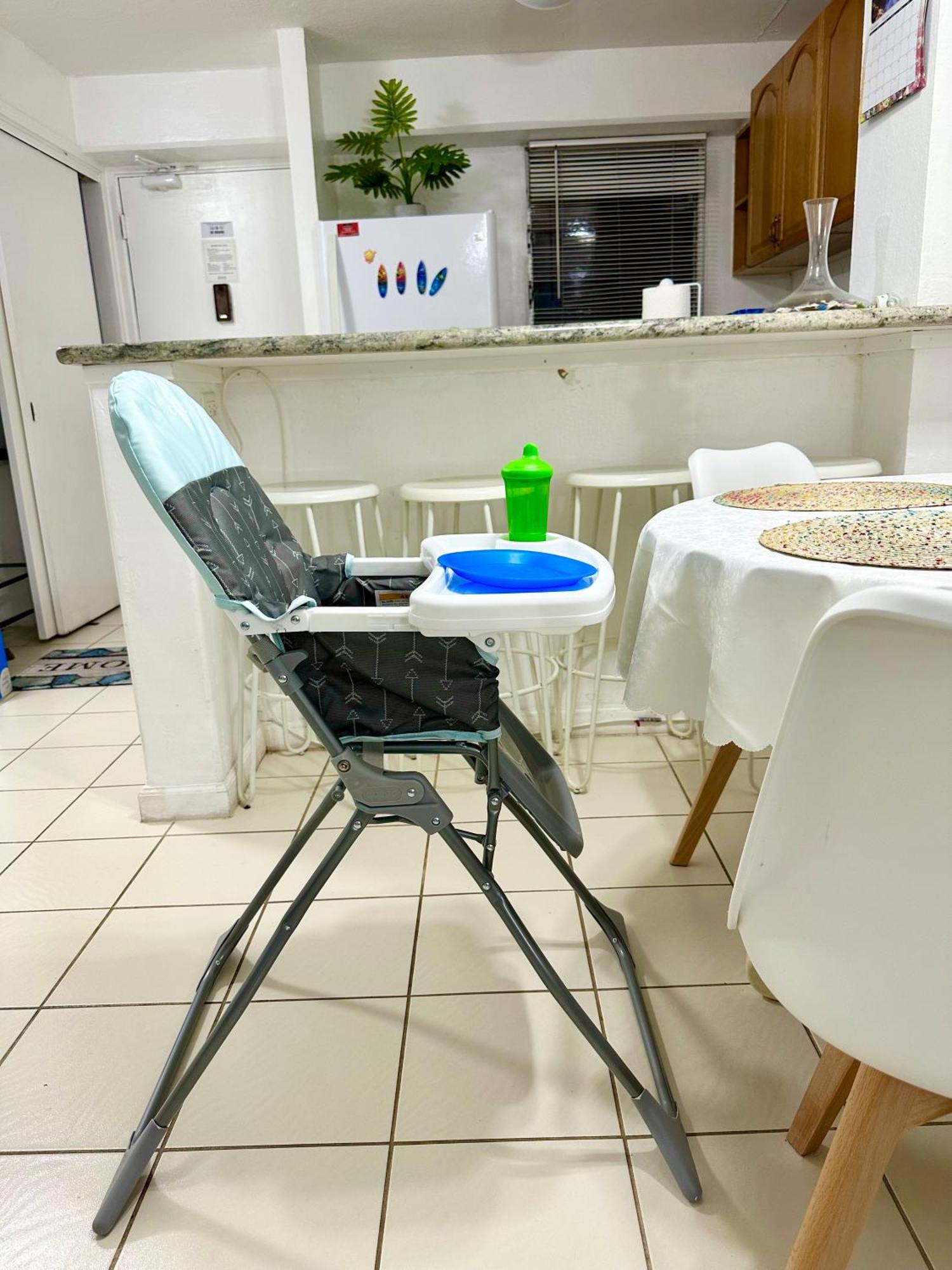 Waikiki 2 Bedrooms, 1 Bath, Free Parking, Sleep 6 Honolulu Exterior photo