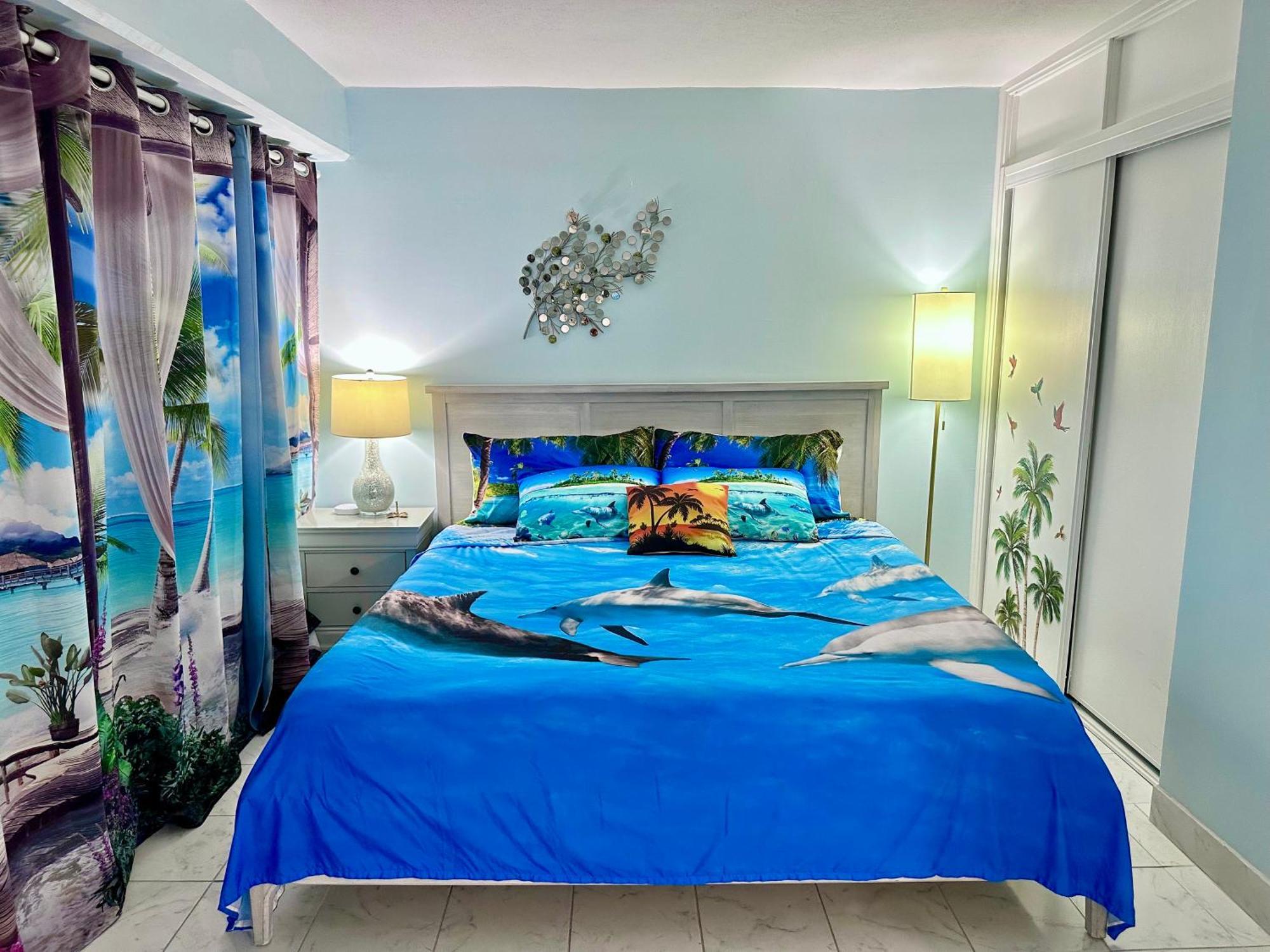 Waikiki 2 Bedrooms, 1 Bath, Free Parking, Sleep 6 Honolulu Exterior photo